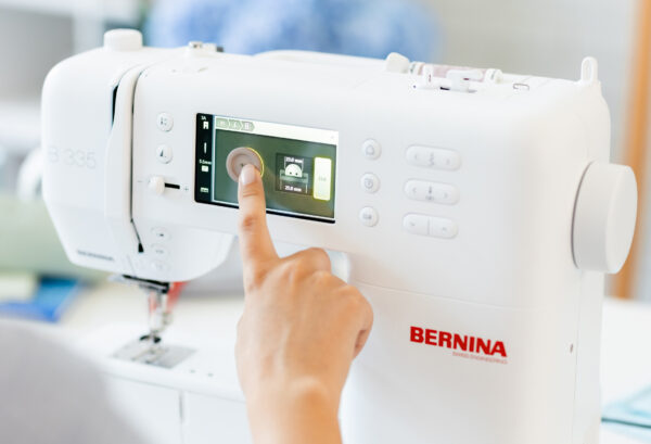 Bernina 335 - Image 4